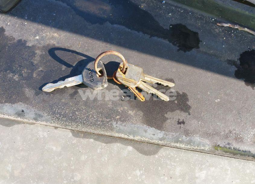 Photo 11 of 1997 Jeep Wrangler SE (VIN 1J4FY29P1VP449548)