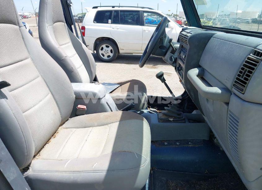 Photo 5 of 1997 Jeep Wrangler SE (VIN 1J4FY29P1VP505309)