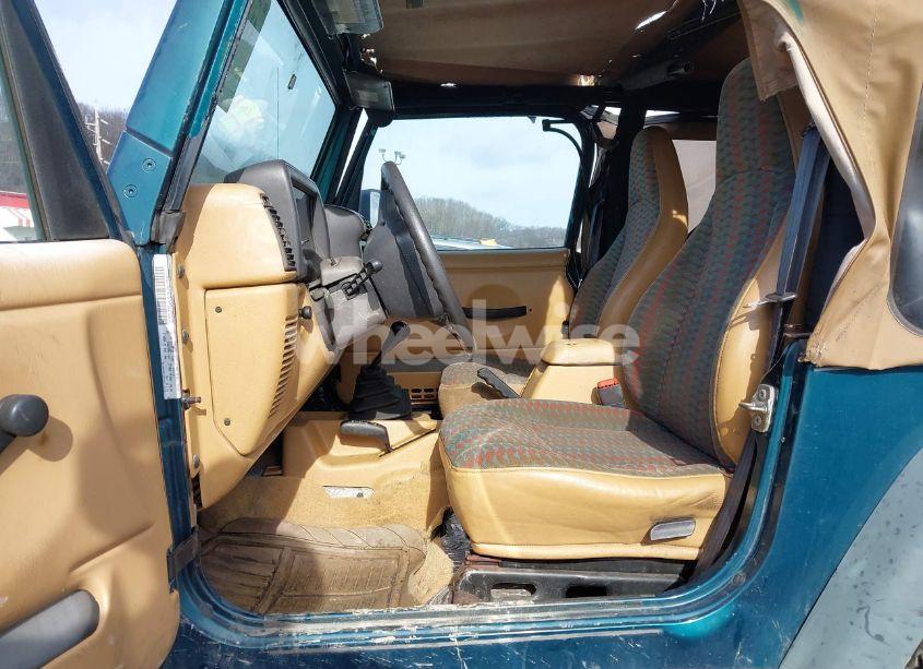 Photo 5 of 1997 Jeep Wrangler SE (VIN 1J4FY29P5VP497067)