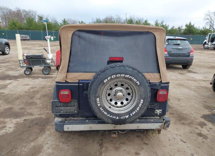 Photo 16 of 1999 Jeep Wrangler SE (VIN 1J4FY29P5XP408195)