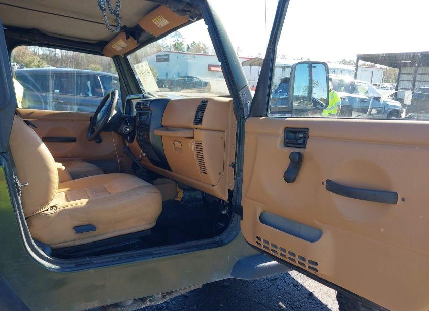 Photo 5 of 1998 Jeep Wrangler SE (VIN 1J4FY29P6WP711517)