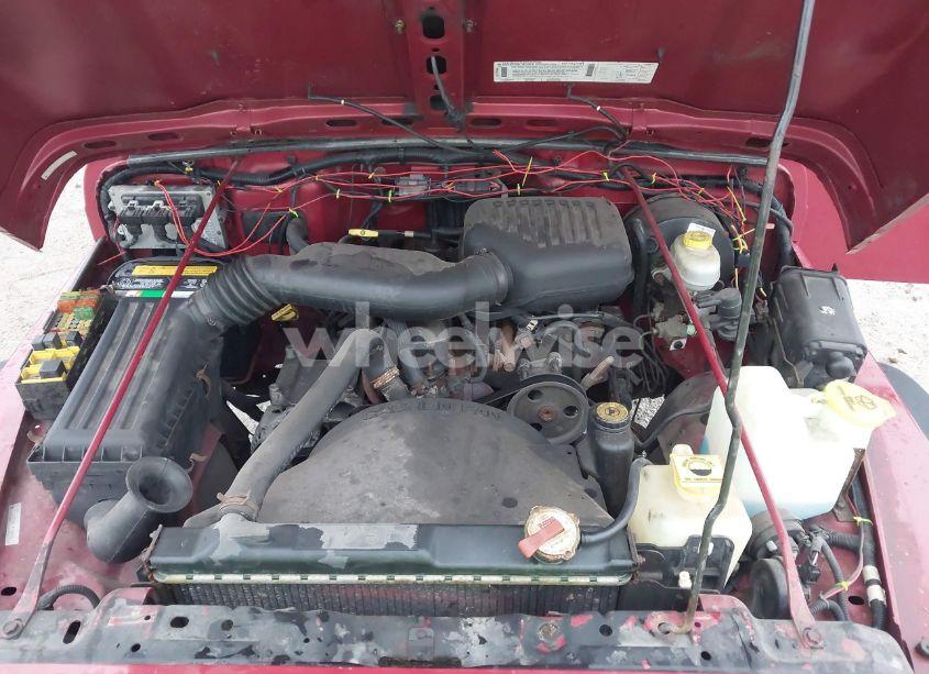 Photo 10 of 1999 Jeep Wrangler SE (VIN 1J4FY29P6XP408738)