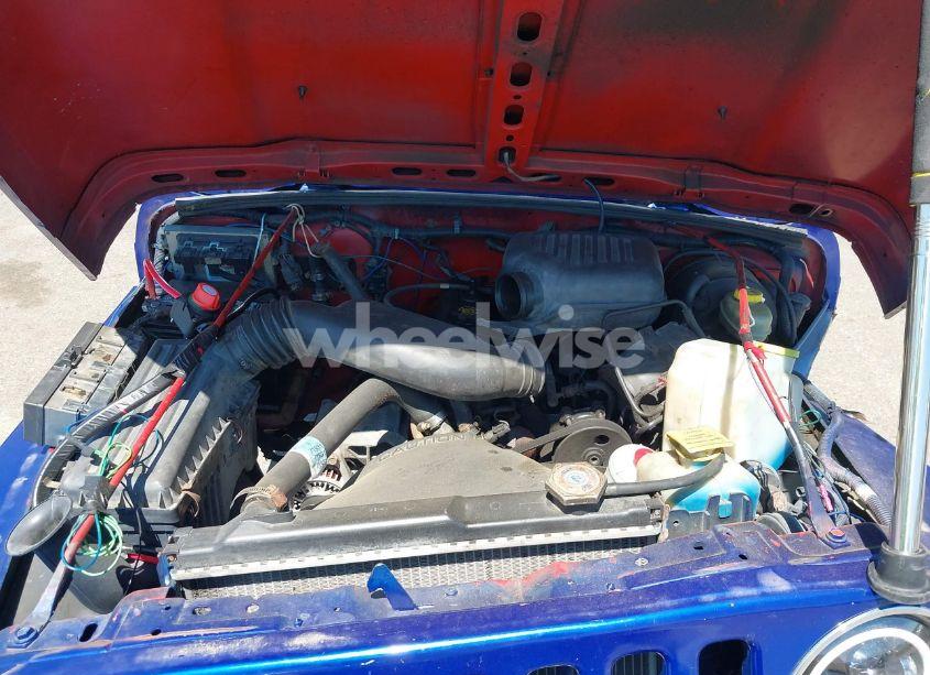 Photo 10 of 1997 Jeep Wrangler SE (VIN 1J4FY29P8VP400766)