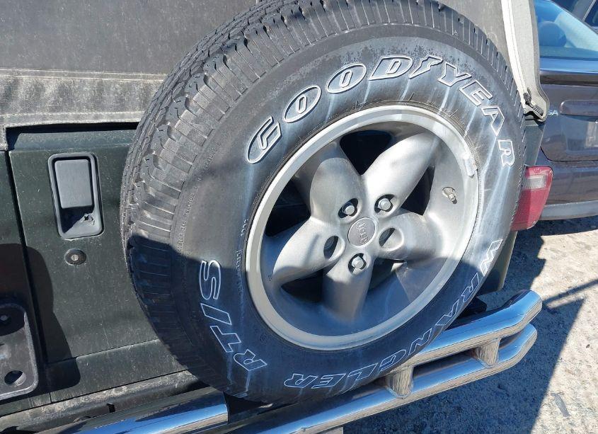 Photo 11 of 1997 Jeep Wrangler SE (VIN 1J4FY29P8VP520762)