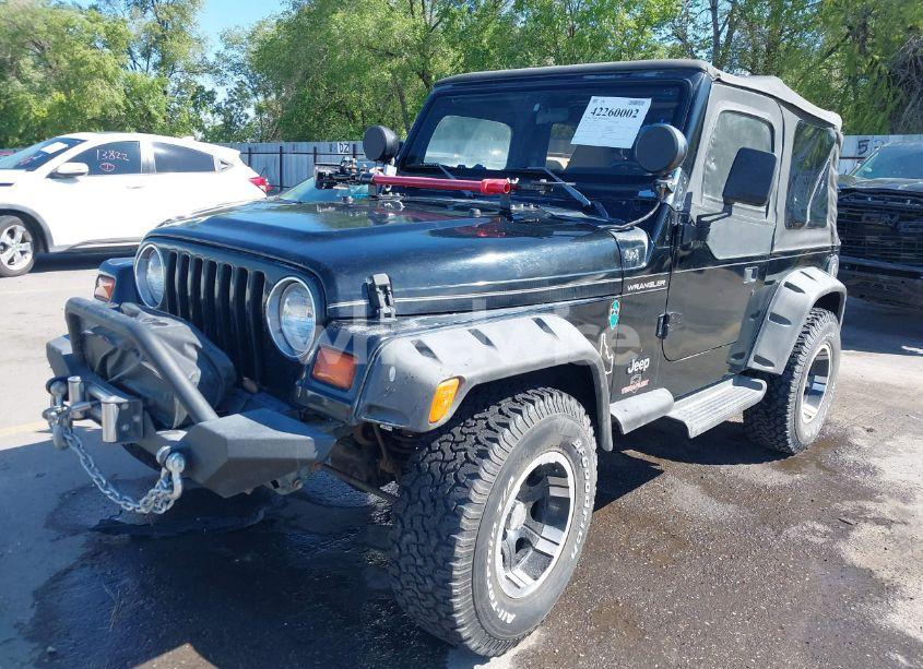 Photo 2 of 1998 Jeep Wrangler SE (VIN 1J4FY29P8WP702768)