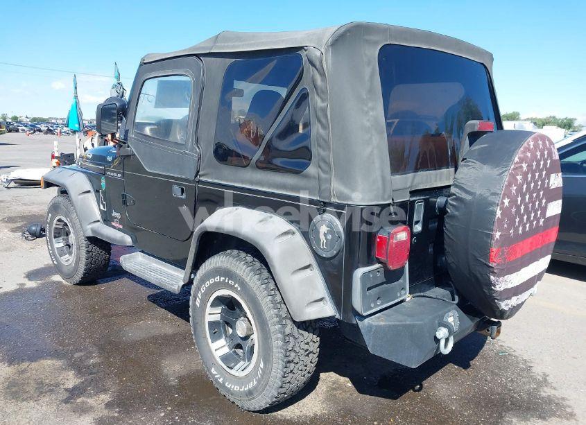 Photo 3 of 1998 Jeep Wrangler SE (VIN 1J4FY29P8WP702768)
