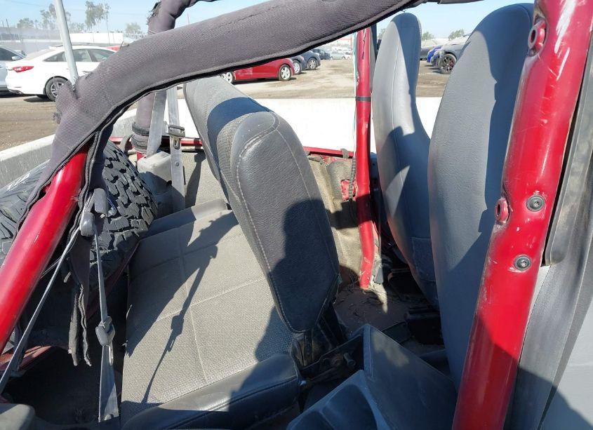 Photo 8 of 1998 Jeep Wrangler SE (VIN 1J4FY29P8WP759147)