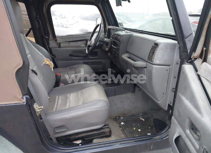 Photo 5 of 1998 Jeep Wrangler SE (VIN 1J4FY29P9WP792089)