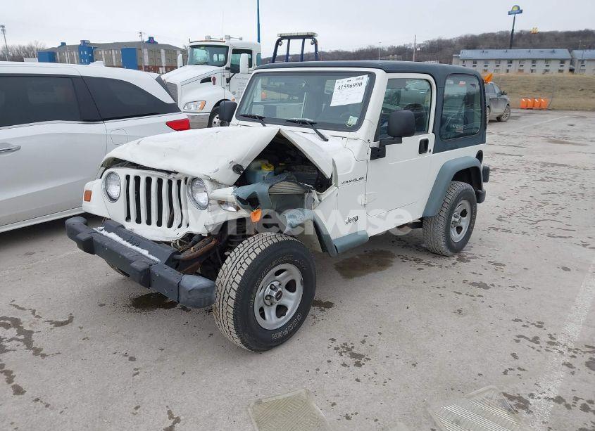 Photo 2 of 1998 Jeep Wrangler SE (VIN 1J4FY29P9WP793260)