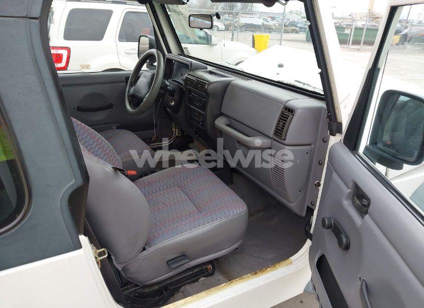 Photo 5 of 1998 Jeep Wrangler SE (VIN 1J4FY29P9WP793260)