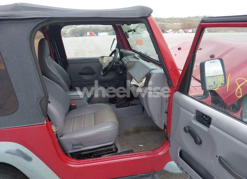 Photo 5 of 1998 Jeep Wrangler SE (VIN 1J4FY29PXWP785510)