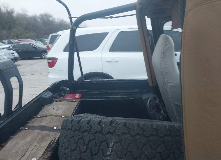 Photo 8 of 1995 Jeep Wrangler / YJ SE (VIN 1J4FY29S1SP291762)