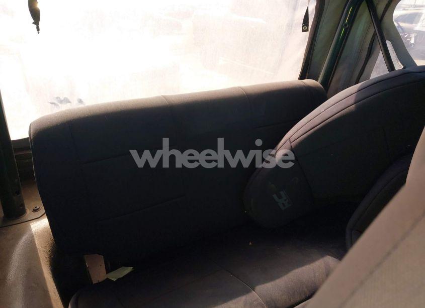 Photo 8 of 1994 Jeep Wrangler / YJ SE (VIN 1J4FY29S6RP430908)