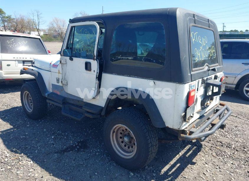 Photo 3 of 1993 Jeep Wrangler / YJ (VIN 1J4FY29S7PP216457)