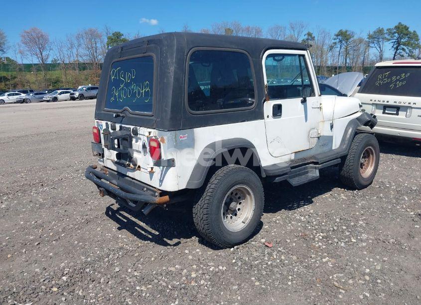 Photo 4 of 1993 Jeep Wrangler / YJ (VIN 1J4FY29S7PP216457)