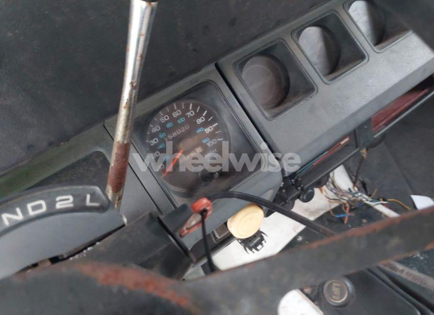 Photo 11 of 1993 Jeep Wrangler / YJ (VIN 1J4FY29S8PP250438)