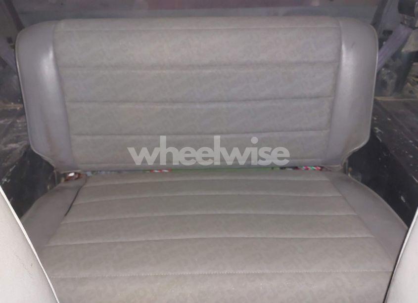 Photo 8 of 1993 Jeep Wrangler / YJ (VIN 1J4FY29S9PP233714)