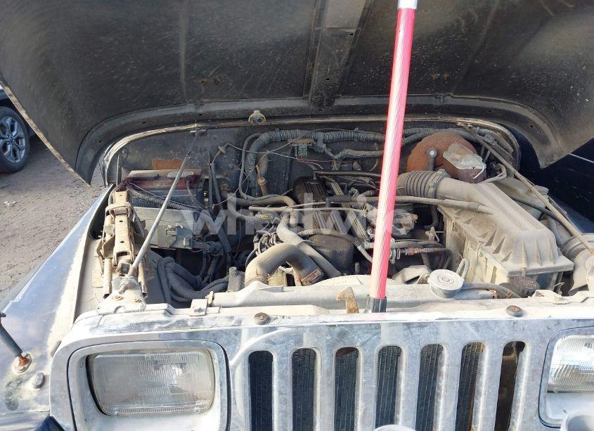 Photo 10 of 1993 Jeep Wrangler / YJ (VIN 1J4FY29SXPP268827)