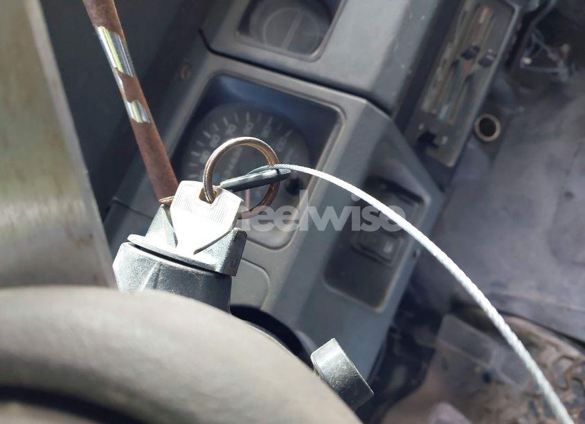 Photo 11 of 1993 Jeep Wrangler / YJ (VIN 1J4FY29SXPP268827)