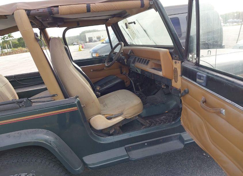 Photo 5 of 1994 Jeep Wrangler / YJ SAHARA (VIN 1J4FY49S1RP460524)
