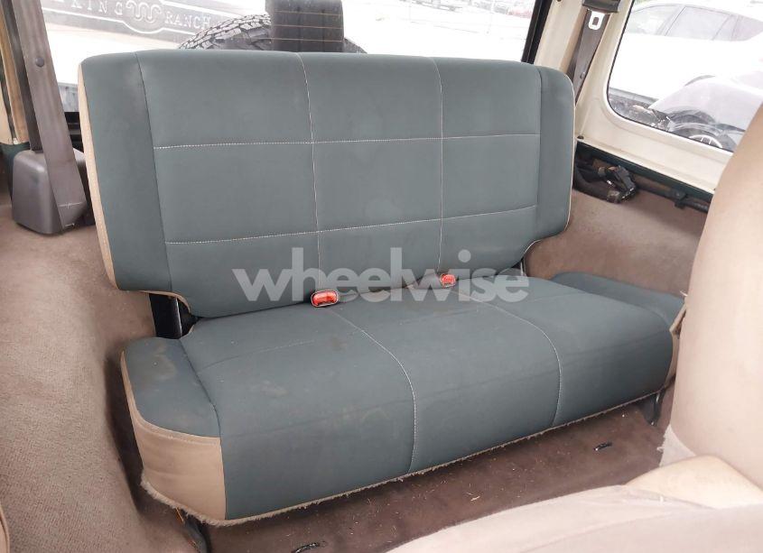 Photo 8 of 1999 Jeep Wrangler SAHARA (VIN 1J4FY49S5XP482037)