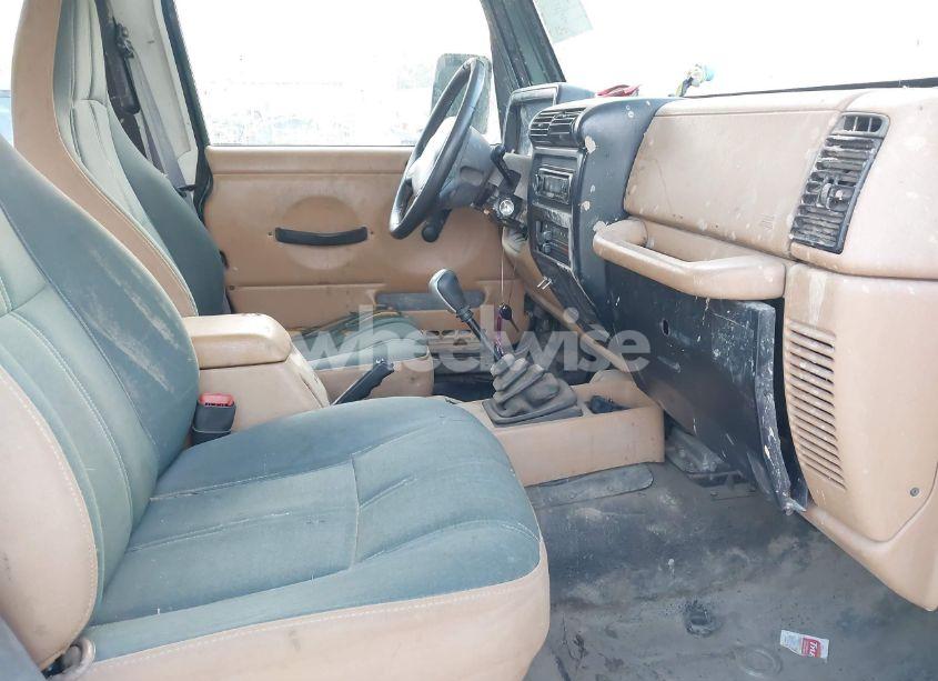 Photo 5 of 1998 Jeep Wrangler SAHARA (VIN 1J4FY49S6WP733257)