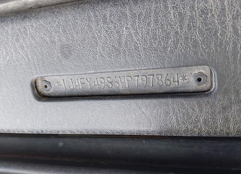 Photo 9 of 1998 Jeep Wrangler SAHARA (VIN 1J4FY49S6WP797864)