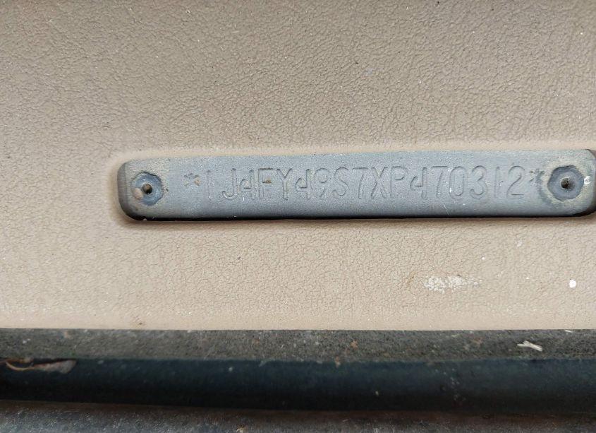 Photo 9 of 1999 Jeep Wrangler SAHARA (VIN 1J4FY49S7XP470312)