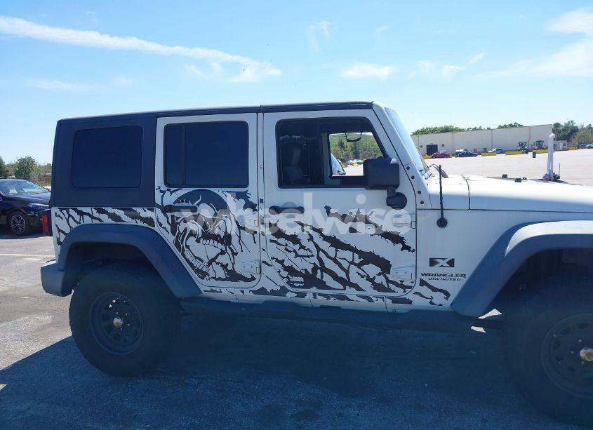 Photo 13 of 2008 Jeep Wrangler UNLIMITED X (VIN 1J4GA39118L536646)