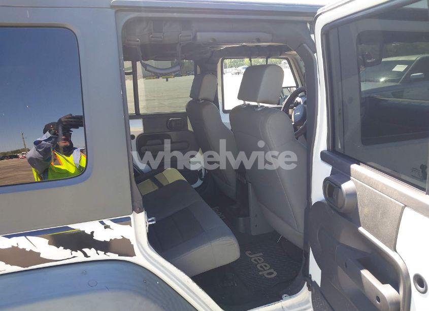 Photo 8 of 2008 Jeep Wrangler UNLIMITED X (VIN 1J4GA39118L536646)