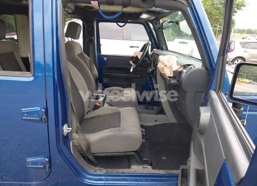 Photo 5 of 2009 Jeep Wrangler UNLIMITED X (VIN 1J4GA39119L761487)