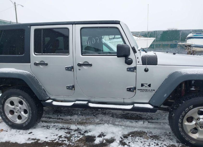Photo 13 of 2008 Jeep Wrangler UNLIMITED X (VIN 1J4GA39128L537675)