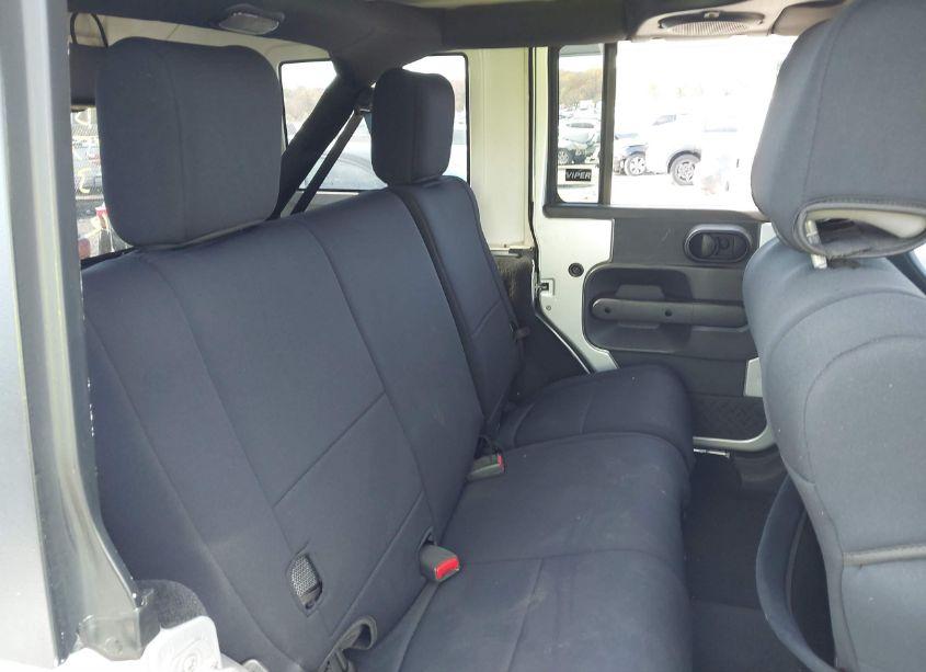 Photo 8 of 2009 Jeep Wrangler UNLIMITED X (VIN 1J4GA39139L738812)