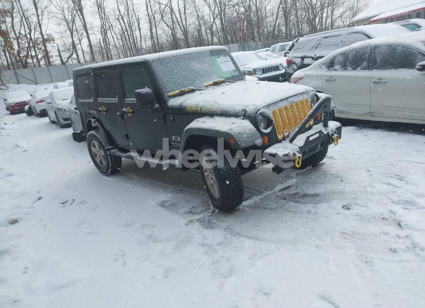 2008 Jeep Wrangler UNLIMITED X (VIN 1J4GA39148L631198) main photo