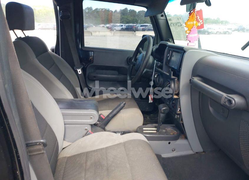 Photo 5 of 2007 Jeep Wrangler UNLIMITED X (VIN 1J4GA39157L141058)