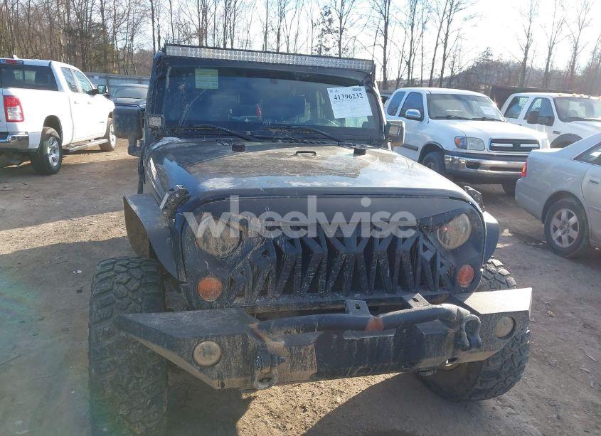 Photo 12 of 2009 Jeep Wrangler UNLIMITED X (VIN 1J4GA39159L780916)