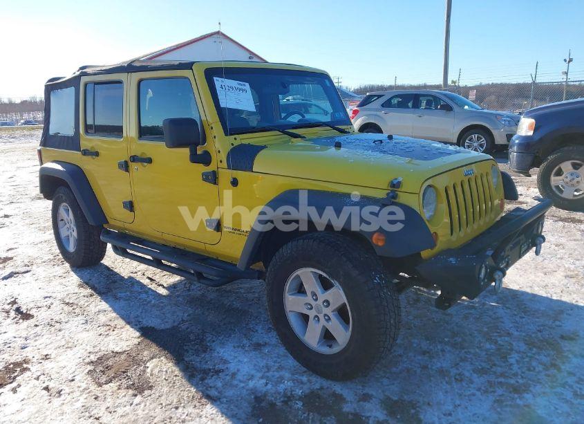 2008 Jeep Wrangler UNLIMITED X (VIN 1J4GA39168L509586) main photo