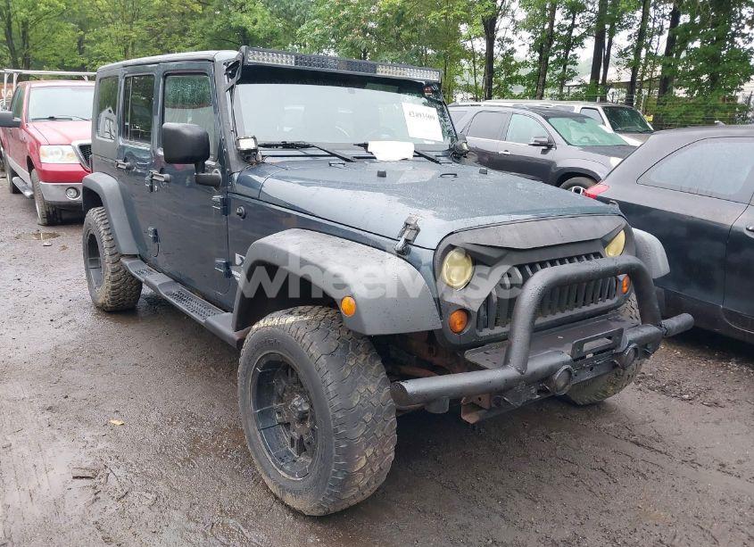 2008 Jeep Wrangler UNLIMITED X (VIN 1J4GA39178L588637) main photo