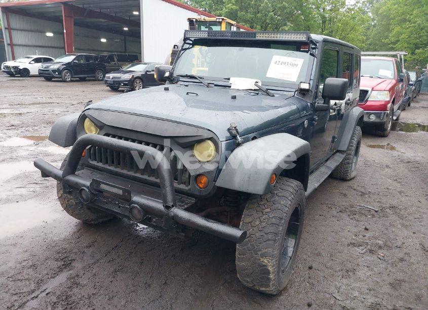 Photo 2 of 2008 Jeep Wrangler UNLIMITED X (VIN 1J4GA39178L588637)