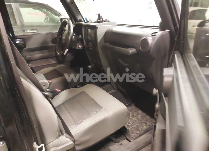 Photo 5 of 2008 Jeep Wrangler UNLIMITED X (VIN 1J4GA39178L619031)