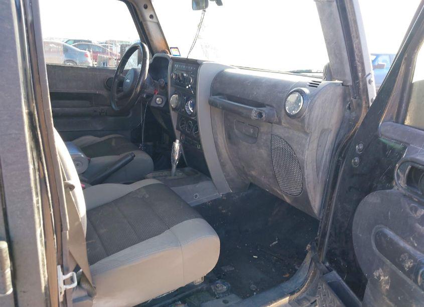 Photo 5 of 2007 Jeep Wrangler UNLIMITED X (VIN 1J4GA39187L175561)