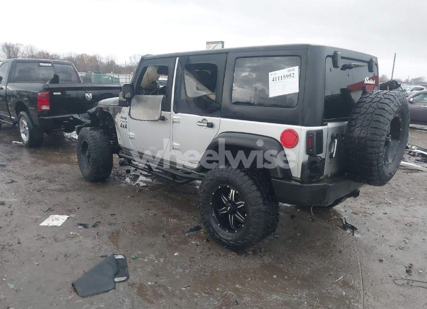 Photo 3 of 2007 Jeep Wrangler UNLIMITED X (VIN 1J4GA39187L229442)