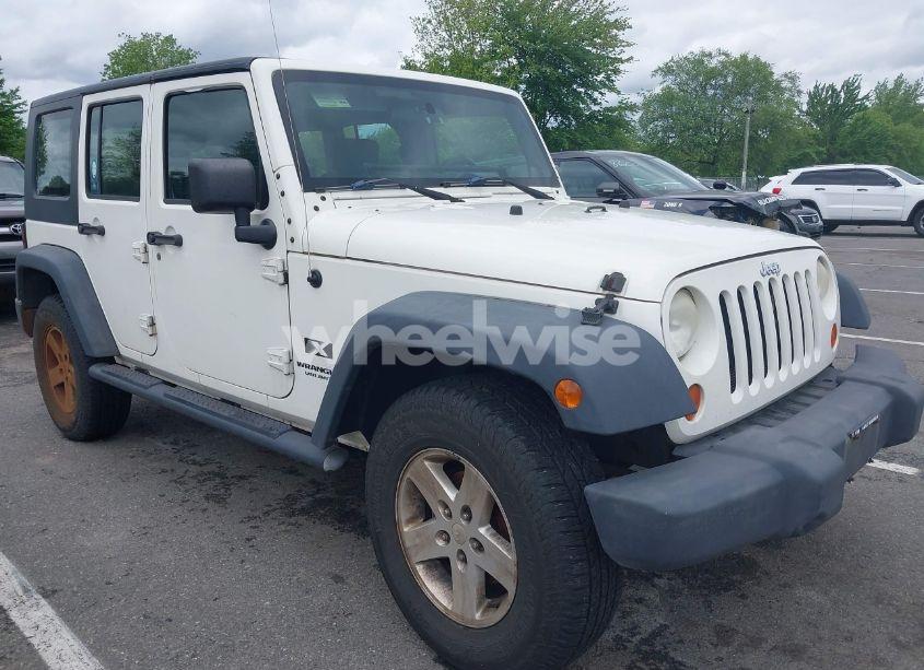 2008 Jeep Wrangler UNLIMITED X (VIN 1J4GA39188L584256) main photo