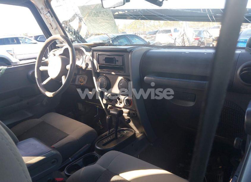 Photo 5 of 2009 Jeep Wrangler UNLIMITED X (VIN 1J4GA39189L771479)