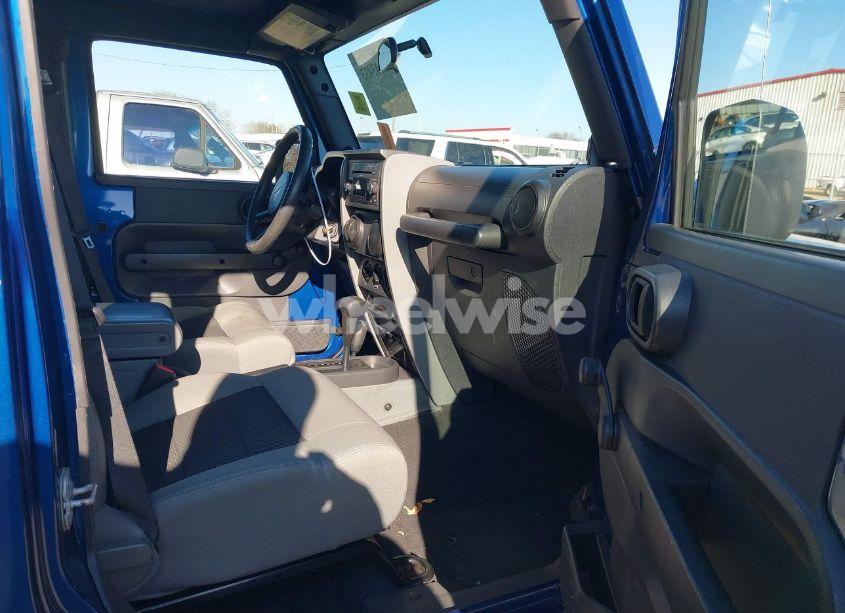 Photo 5 of 2009 Jeep Wrangler UNLIMITED X (VIN 1J4GA39199L758661)