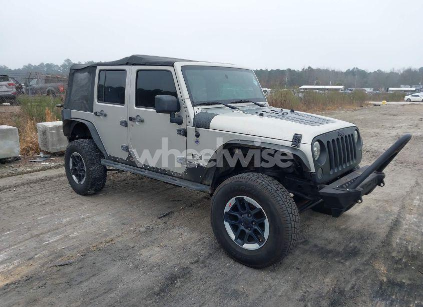 2007 Jeep Wrangler (VIN 1J4GA391X7L107424) main photo