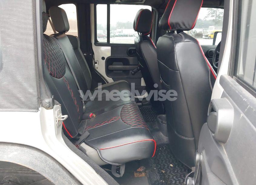 Photo 8 of 2007 Jeep Wrangler (VIN 1J4GA391X7L107424)