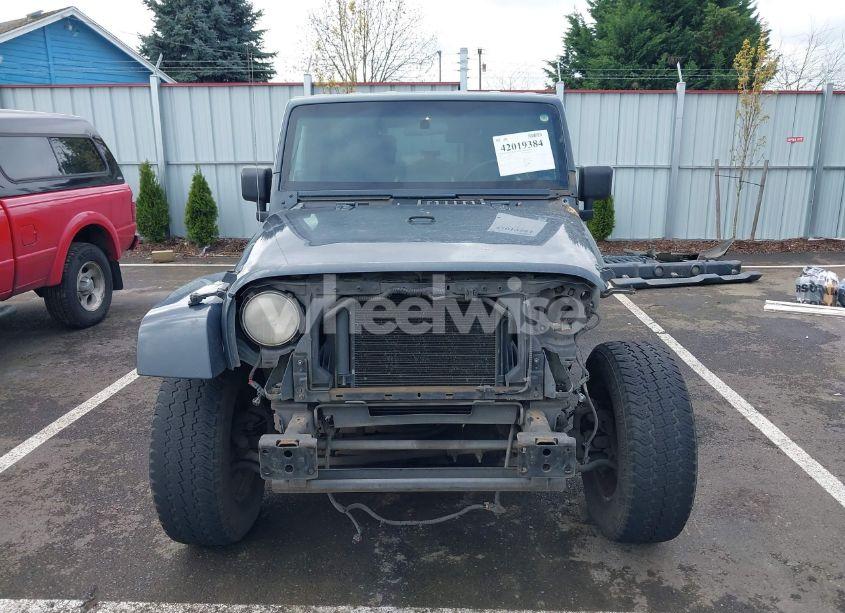 Photo 13 of 2007 Jeep Wrangler UNLIMITED SAHARA (VIN 1J4GA59107L120503)