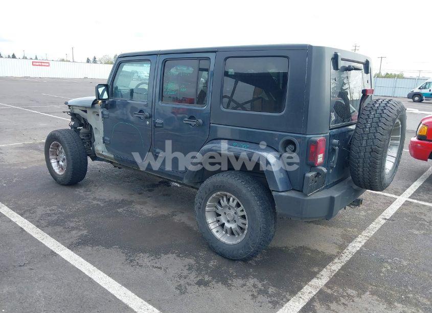 Photo 3 of 2007 Jeep Wrangler UNLIMITED SAHARA (VIN 1J4GA59107L120503)