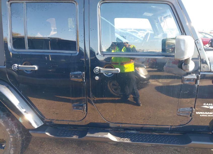 Photo 13 of 2007 Jeep Wrangler UNLIMITED SAHARA (VIN 1J4GA59117L209528)